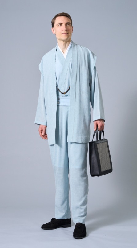 Summer Five-Color Lineup: Kimono Suit (Light Blue)